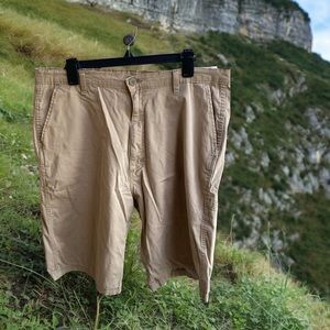 Wrangler Flat Front Khaki Shorts. Size 36.‎ EUC